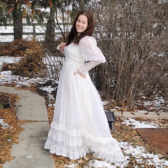 Meet your Posher, Sassy - Picture 6 of 6